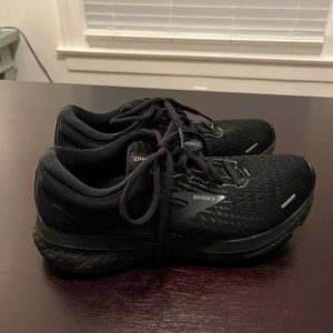 Women’s Brooks Ghost 13